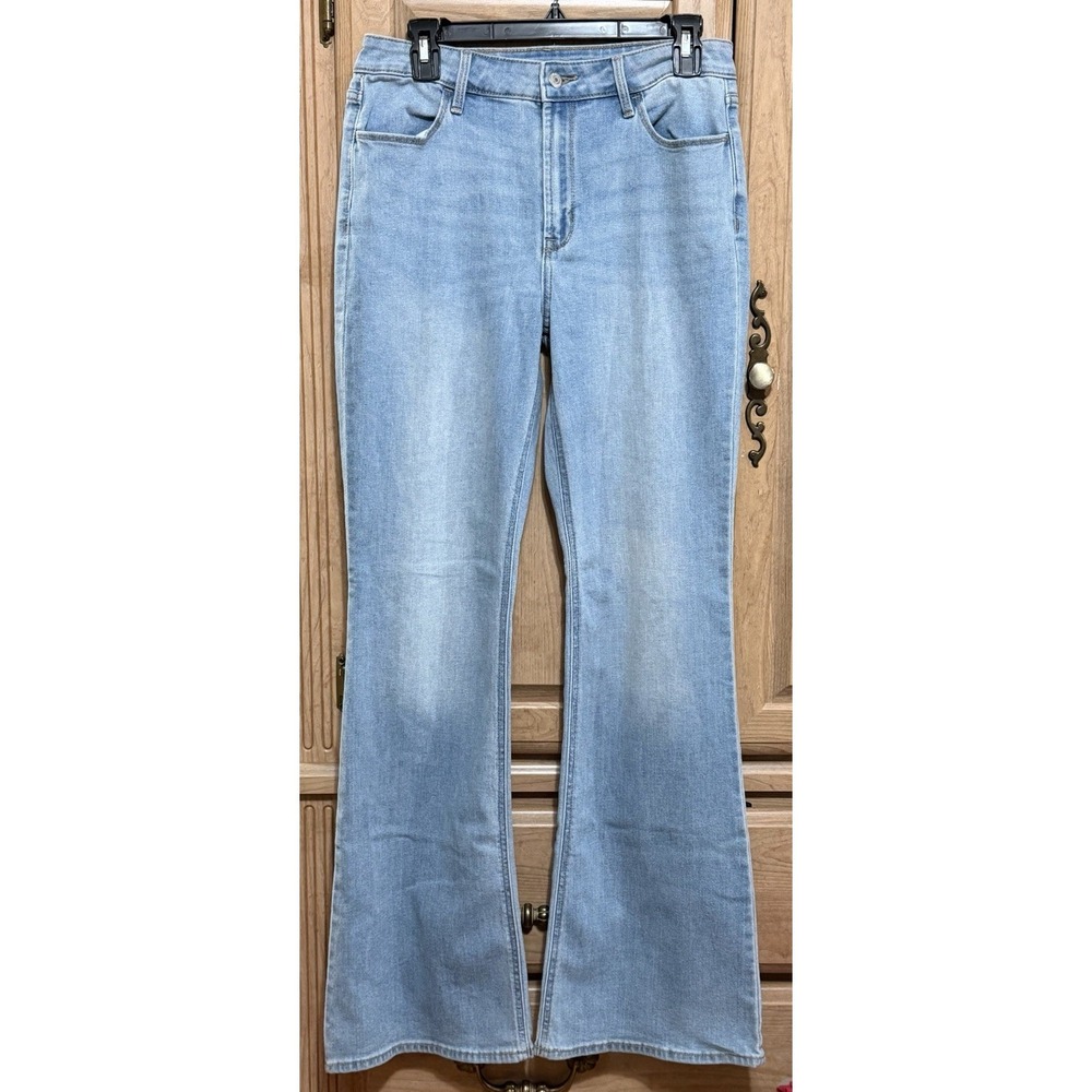 Old Navy Wow Flare Jeans Women's 6 Long Blue Light Wash High Rise Denim Stretch